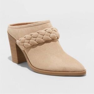 Universal Thread Avis heels .See photos for description and fit.NWT